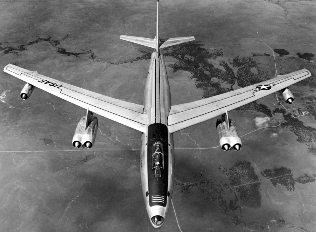 Розвідувальний бомбардувальник RB-47E Stratojet ВПС США, середина 50-их. Фото: Wikipedia