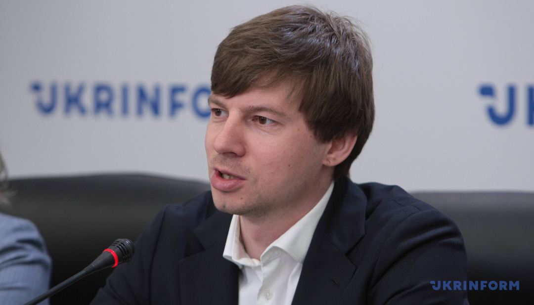 Дмитро Завгородній