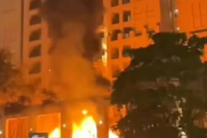 У Дубаї уламки ракет впали на готелі Fairmont та Burj Al Arab, є поранені