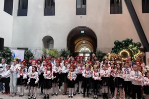 У столиці Угорщини учні українських шкіл відзначили свято Лесі Українки