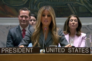 Меланія Трамп у Радбезі ООН закликала забезпечити глобальний доступ до освіти й ШІ