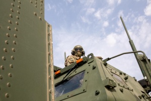 США повідомили про знищення іранських засобів ППО та пускових установок ракет