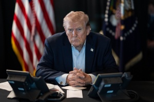 Трамп заявив, що Штати розірвуть торговельні зв'язки з Іспанією