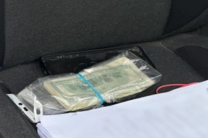 На Київщині начальника районного ТЦК підозрюють у вимаганні $4 тисяч хабаря