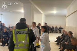 На Вінниччині директору інтернату оголосили підозру в торгівлі людьми
