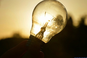 Скільки коштує електроенергія в Європі та Україні