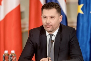 Посол України в ПАР відмовився підписати книгу скорботи за Хаменеї та його поплічниками