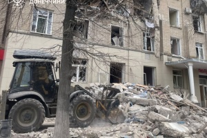 Троє загиблих, 16 поранених: у Дружківці завершили роботи на місці російського удару 2 березня