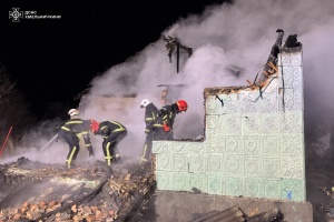 На Хмельниччині під час пожежі в будинку загинула жінка та троє її дітей