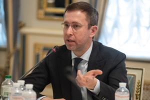 Укрнафта робитиме мінімальні націнки на пальне - Корецький 