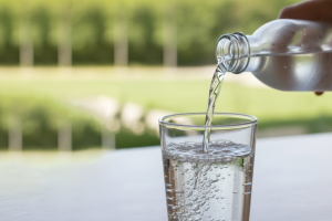 Виробника «Карпатської Джерельної» оштрафували за невідповідність маркування