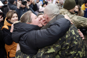 Полювання "Фурії", обмін полоненими і врятовані кам’яні баби