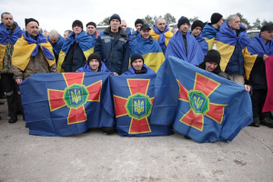 300 захисників звільнені з полону |Угорщина викрала інкасаторів і гроші |Старт і бойкот Паралімпіади