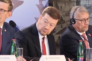 Чеський спікер Окамура звинувачує українських перевізників у контрабанді, зокрема й зброї