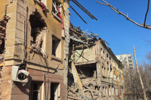 Death toll after Russian airstrike rises to four, police report 16 injured