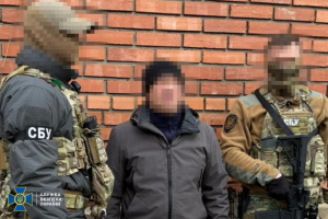 На Донеччині викрили експрацівника стратегічного підприємства, який коригував російські обстріли