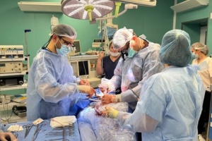 У Тернополі пересадили серце пацієнтові, який очікував на трансплантацію півтора року 