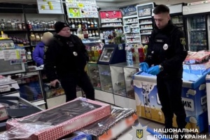 У Борисполі чоловік влаштував стрілянину в магазині