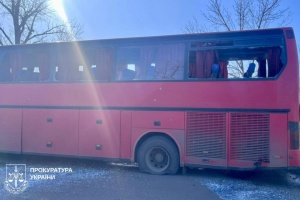 Удар РФ по автобусу на Харківщині: кількість загиблих зросла до трьох