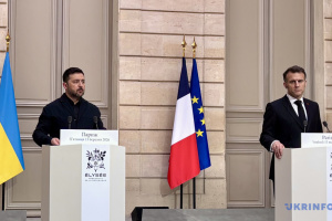 Зеленський назвав ключові теми переговорів з Макроном: спільне виробництво зброї, ППО та авіація