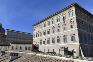 Папа Римський переїхав до Апостольського палацу