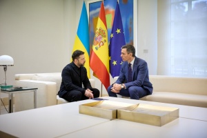 Зеленський обговорив із прем'єром Іспанії розблокування €90 мільярдів для України