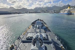 Індія направляє військові кораблі до Оманської затоки для супроводу своїх танкерів - Bloomberg