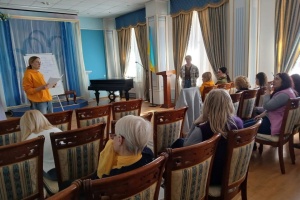 У Миколаєві працівників краєзнавчого музею вчили коректної комунікації з військовими та ветеранами