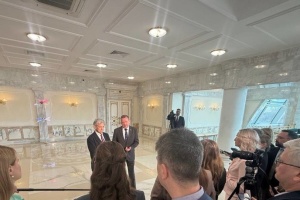 Представник Трампа оголосив про зняття санкцій з білоруських компаній та банків