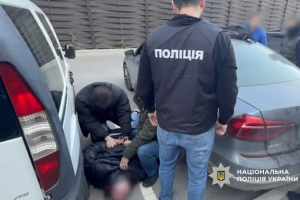 В Одесі затримали посадовця ТЦК, який за ₴300 тисяч обіцяв перевести штурмовика в тил