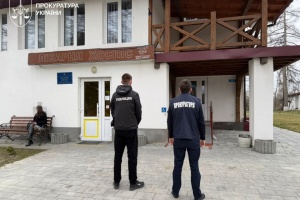 Обшуки у 18 областях: на Програмі медгарантій викрили зловживання більш як на 100 мільйонів 