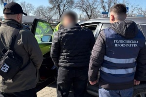 У Києві екскерівника підприємства «Голосіїво-будінвест» затримали за «продаж бронювання»
