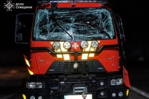 У Сумах росіяни завдали повторного удару по рятувальниках