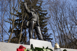 У Львові вшанували пам’ять В’ячеслава Чорновола у роковини його загибелі