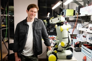 Amazon придбав стартап із виробництва роботів-гуманоїдів