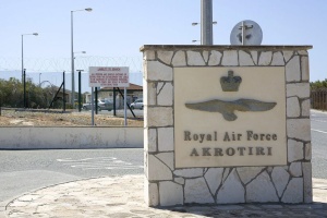 Кіпр ініціює переговори з Британією про майбутнє її військових баз