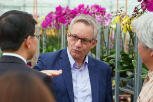 Канада має більше допомагати Україні на тлі ослаблення ролі США - ексміністр