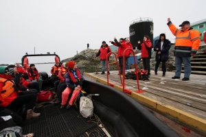На антарктичній станції «Академік Вернадський» завершилася перезмінка річних команд
