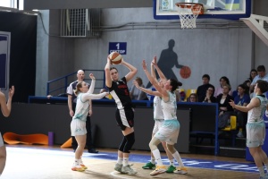 Баскетболістки "Франківськ-Прикарпаття" обіграли "ІнтерХім" і зіграють у фіналі Суперліги