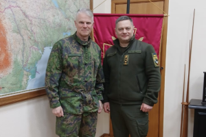 Командувач Сухопутних військ поділився з фінськими партнерами досвідом ЗСУ в захисті техніки від дронів