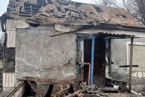 На Донеччині минулої доби ворог атакував вісім населених пунктів, є загиблий та поранені