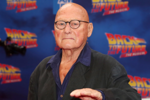 Помер актор Джеймс Толкан, відомий за ролями у фільмах «Найкращий стрілець» і «Назад у майбутнє»