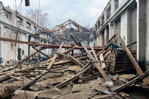 ロシア軍、ウクライナ北部チェルニヒウ州を攻撃　幼稚園と企業が損傷、負傷者１人