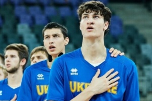 Баскетболіст Максим Кличко зіграв двіа матчі за день у Франції