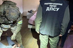 На Буковині викрили угруповання, яке переправляло військовозобов'язаних через кордон за €10 тисяч