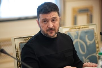 Zelensky threatens to give phone number of 'someone' in EU to UAF