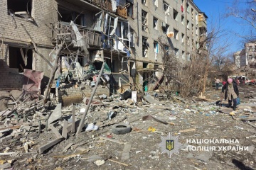 露軍のウクライナ東部スロヴヤンシク空爆、死者４名、負傷者２０名に上る