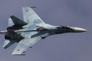 Russisches Militär wirft eine Gleitbombe auf Rayon Saporischschja ab – ein Mensch stirbt 