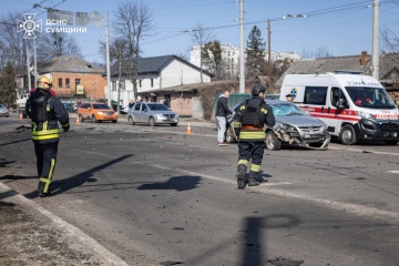Guerre en Ukraine : Quatre blessés après une attaque de drones russes sur Soumy 