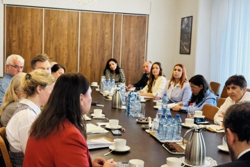 Ambassador discusses new stay conditions with Ukrainian community in Poland